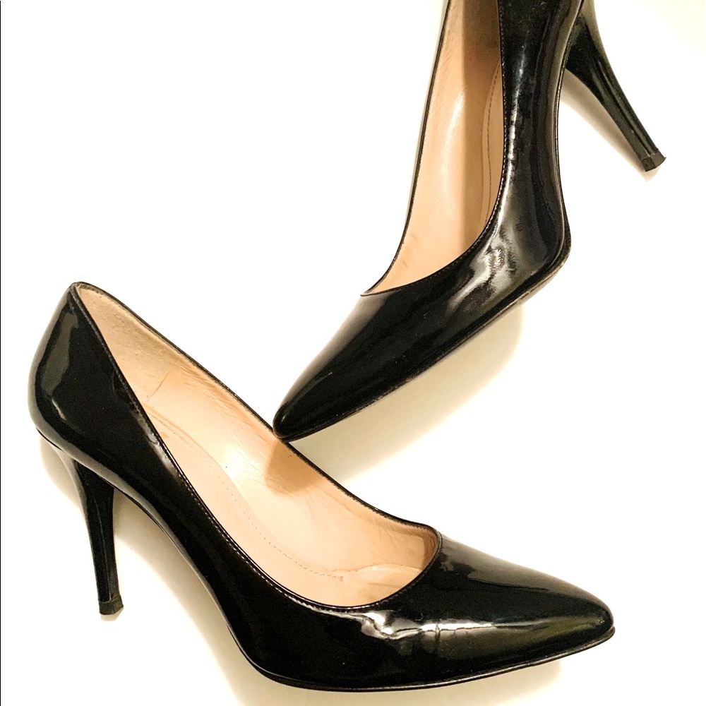 Stuart Weitzman Patent Leather Pump Size 7.5